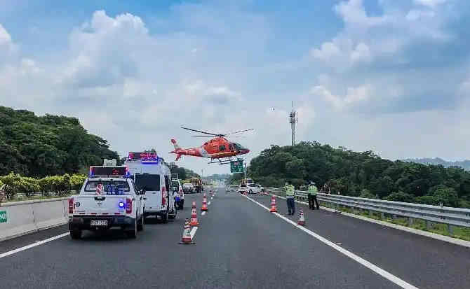 金城江区高速公路汽车救援案例